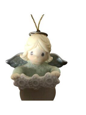 Precious Moments Angel Snowflake Trio Ornament 2002 Avon Exclusive 952346